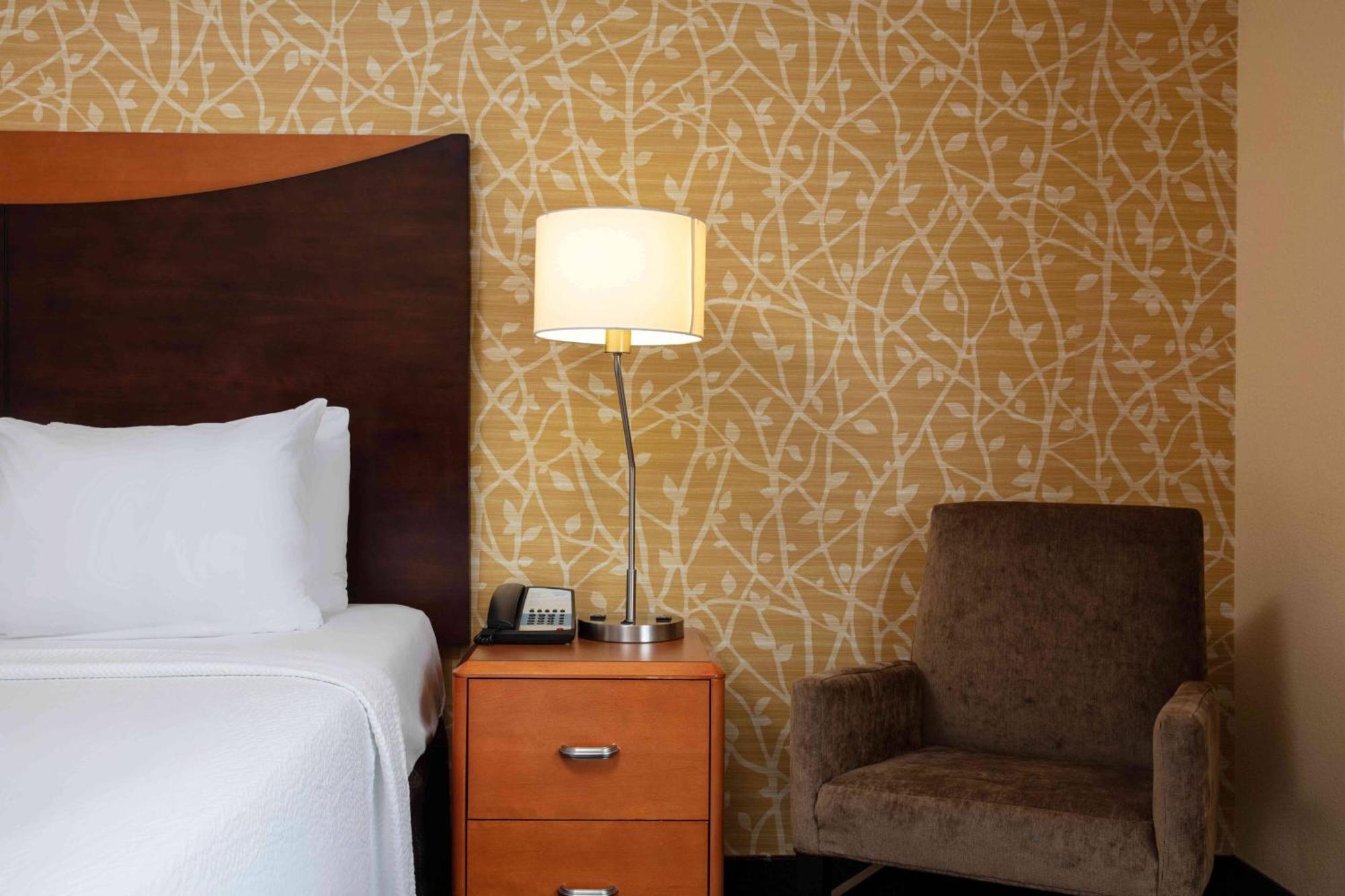 Fairfield By Marriott Inn And Suites Augusta Fort Eisenhower Area Buitenkant foto